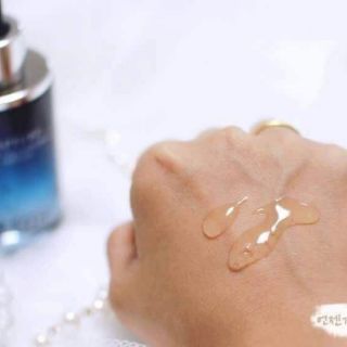 SỮA DƯỠNG SERUM AHC