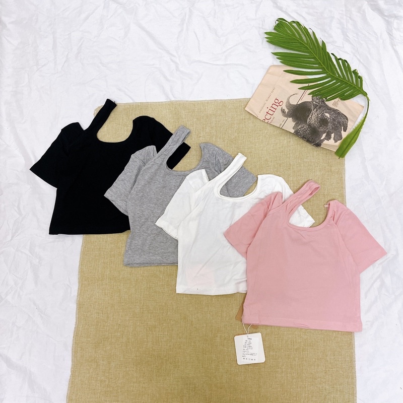 Áo croptop thun cut-out bắt xéo cổ cá tính 2021