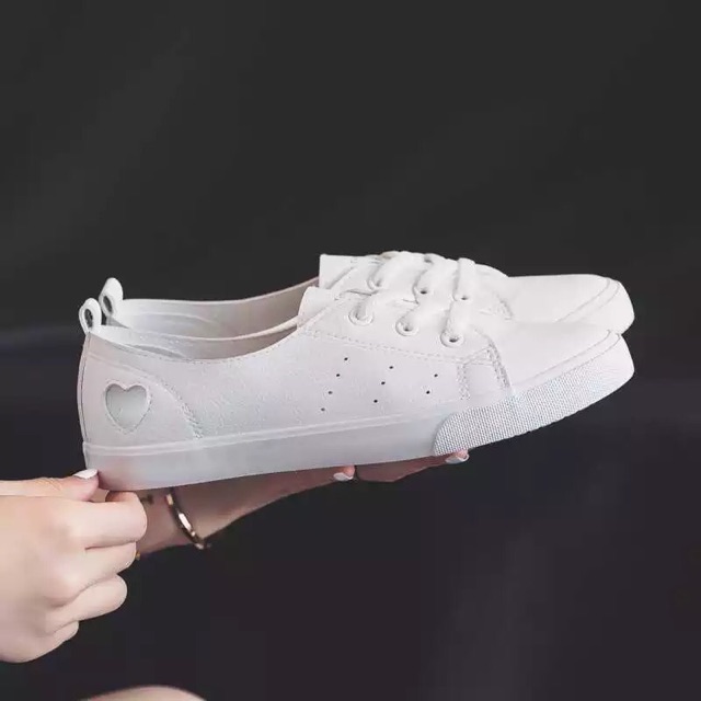 [Mã FAXANH245 giảm 10K đơn 50K] [CÓ SẴN_HÀNG QUẢNG CHÂU] (S69) Giầy thể thao nữ dáng lười in hình trái tim nhỏ đỏ bạc | BigBuy360 - bigbuy360.vn