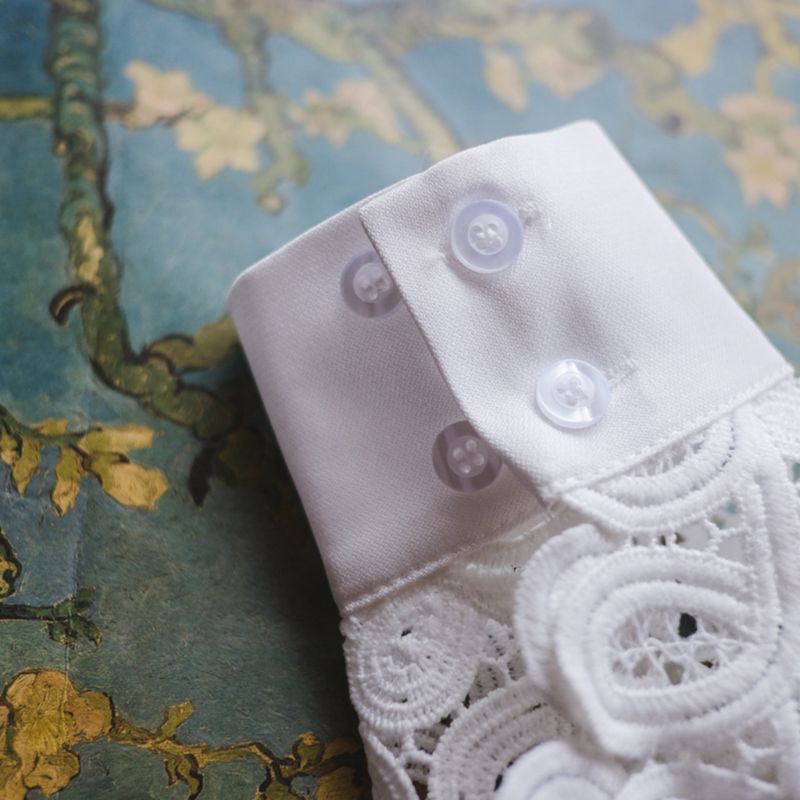 San * Cổ Tay Loe Giả Thêu Hoa Khoét Rỗng Kiểu Vintage Hàn Quốc Có Thể Tháo Rời