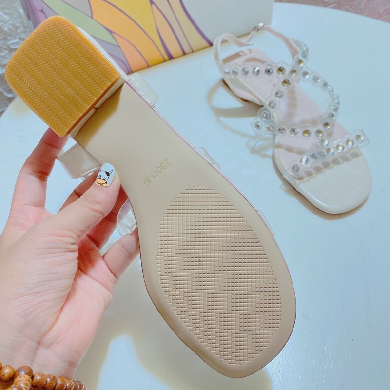 Sandal nữ gót thấp đính đá sang chảnh đẹp hịn mịn xịn xò Ms:9959