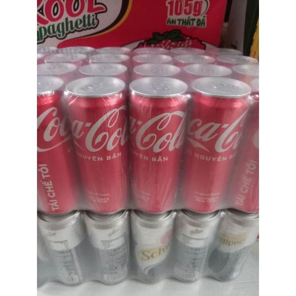 [Nowship Q12]  Coca cola lon vị nguyên bản ( 1 lon  320ml)