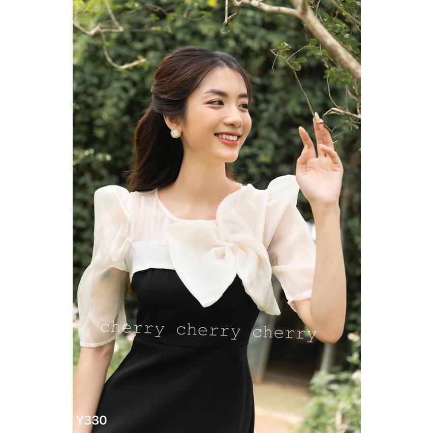 Váy cổ thắt nơ tay bồng dáng xòe Y330