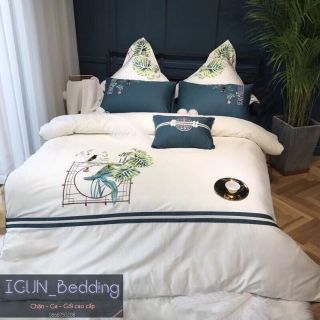 set KHUNG TRANH MỘC  bộ Chăn Ga Gối cưới  Lụa thêu cao  cấp