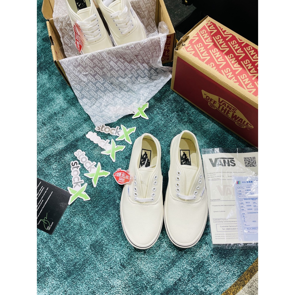 Giày Vans trắng kem