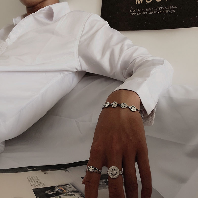 Vòng Tay Họa Tiết Mặt Cười Phong Cách Thời Trang 23470 Dành Cho Nam Và Nữ