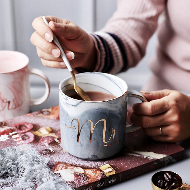 Ly sứ vân đá Marble cao cấp