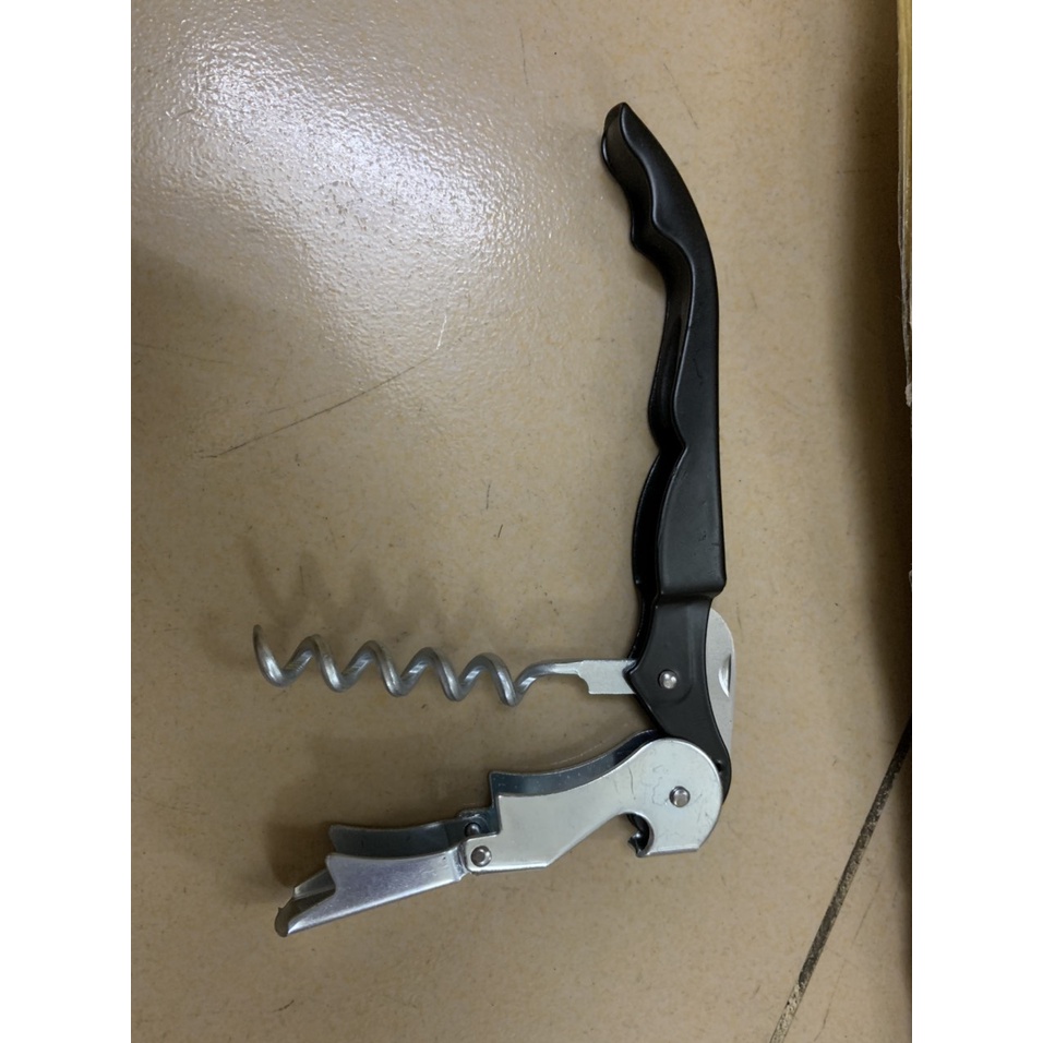 Dụng Cụ Khui Nắp Rượu Vang