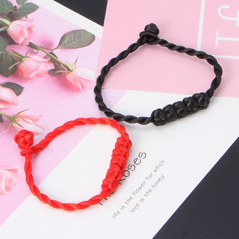 Vòng Tay Dây Đỏ May Mắn Bện 5 Sợi