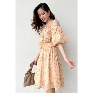 Đầm xòe trễ vai tay ngắn bồng DEW0197 - 92WEAR