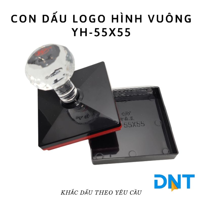 Con dấu logo hình vuông YH-55x55. Con dấu in logo lên hộp carton, túi giấy, giấy xi măng. KT mặt dấu 5.5 x 5.5cm