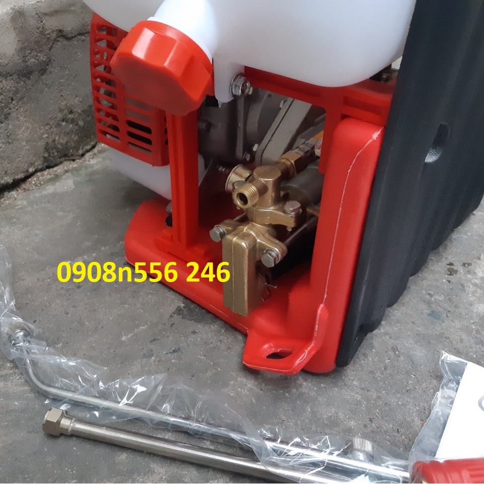 Máy phun thuốc trừ sâu chạy xăng 2 thì oshima 767 bộ khởỉ động trợ lực