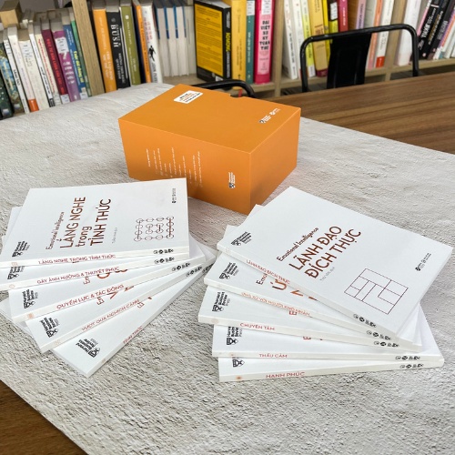 Sách HBR: Trí Tuệ Xúc Cảm - Emotional Intelligence (Trọn Bộ 10 Cuốn Kèm Boxset Sang Trọng)