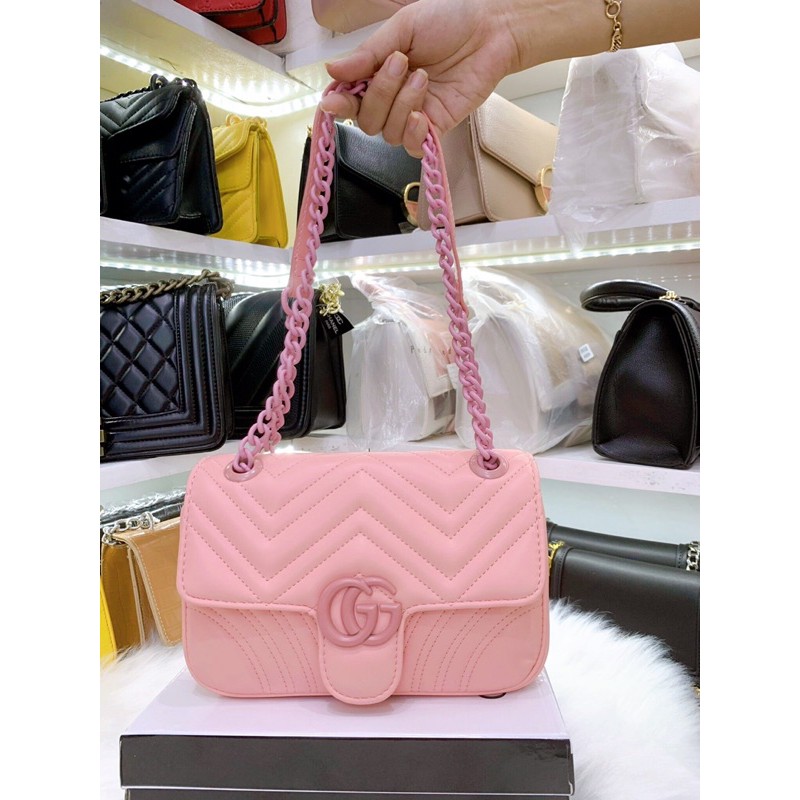 Túi da mềm hình Tim sau lưng size 22cm loại xịn kèm hộp TP46 | BigBuy360 - bigbuy360.vn