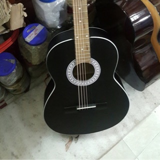 Đàn guitar acoustic dành cho người mới tập chơi - màu đen nhám