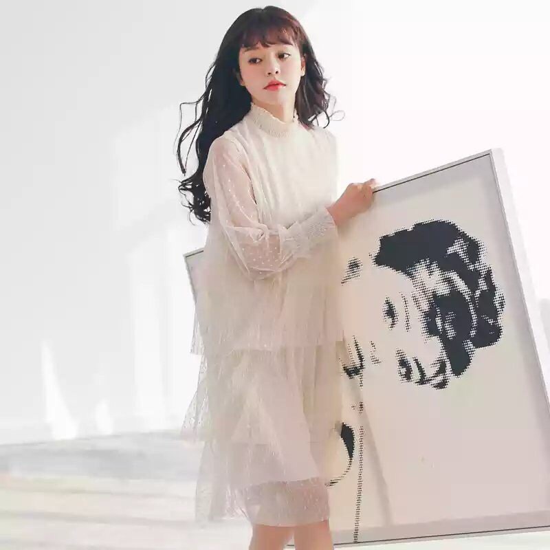 Đầm Ulzzang chấm bi cổ trụ nhiều tầng