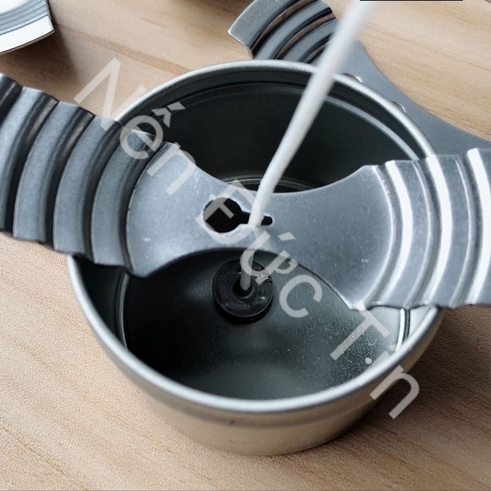 Dụng cụ giữ bấc nến 3 lỗ cao cấp tiện lợi cho người sử dụng