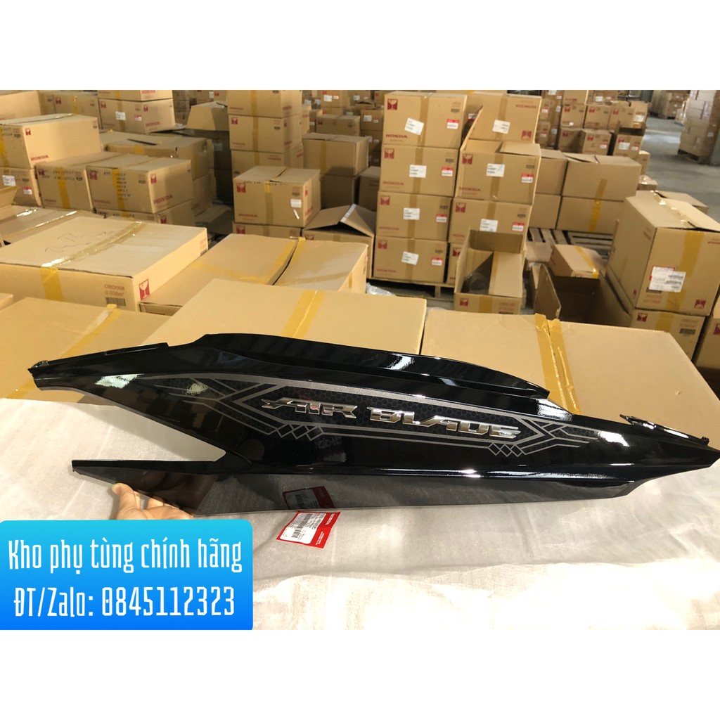 Bộ ốp sườn xe Air Blade phiên bản cao cấp màu đen đời 2017-2018