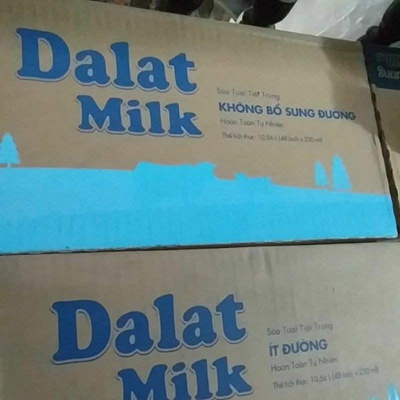 một thùng sữa túi dalat milk 48 gói