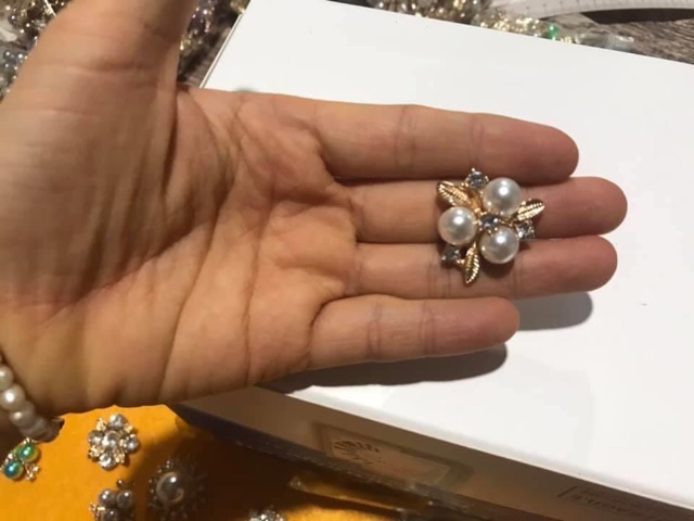 4 hạt center kim loại | BigBuy360 - bigbuy360.vn