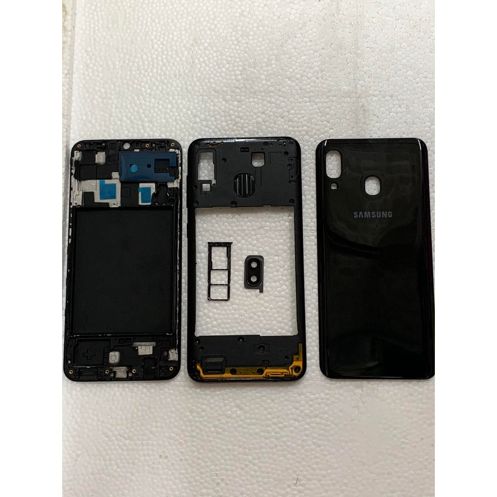 Vỏ bộ Samsung A20 Đen new