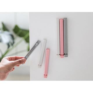 Set 2 kẹp miệng túi thực phẩm có nam châm dán note tủ lạnh