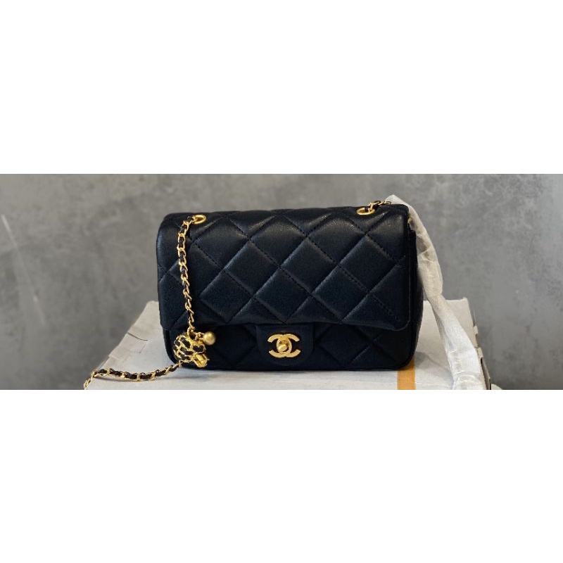 Túi xách nữ C.N classic mini charm ball sz2pcm da mịn mềm đẹp dã man fullbox vip nam châm