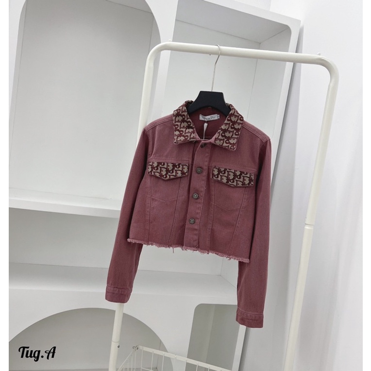 Khoác bò hồng đi ò