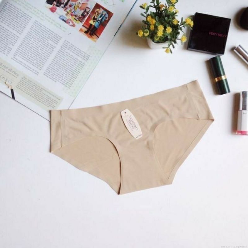 Sỉ 10 quần lót đúc su không đường may