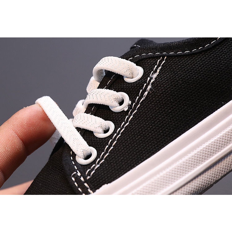 Giày Sneaker Màu Sắc Tươi Sáng Cho Bé