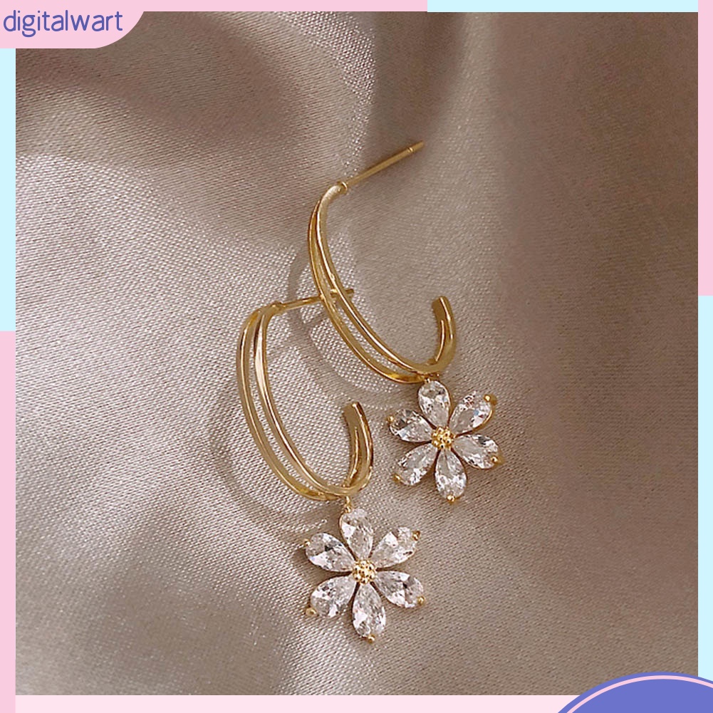 Khuyên tai hình hoa đính đá thanh lịch