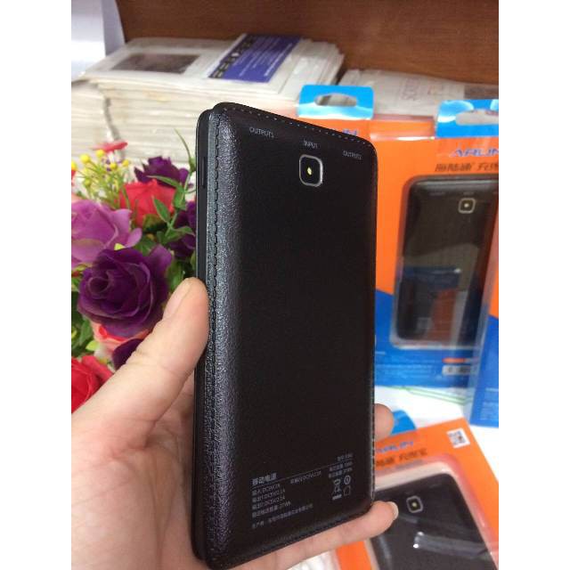 Pin dự phòng J18G-12.000 mah Arun