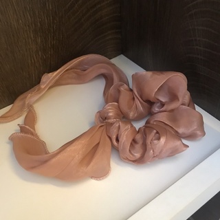 Scrunchies buộc tóc nhiều mẫu đa dạng