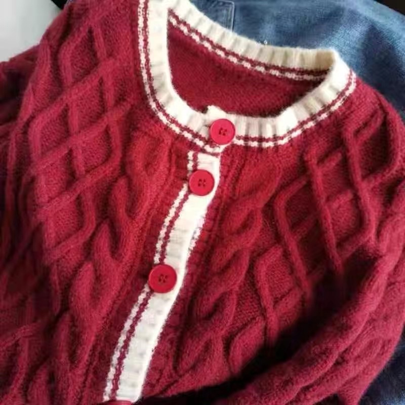 Áo len Cardigan 2 màu trắng đỏ siêu xinh