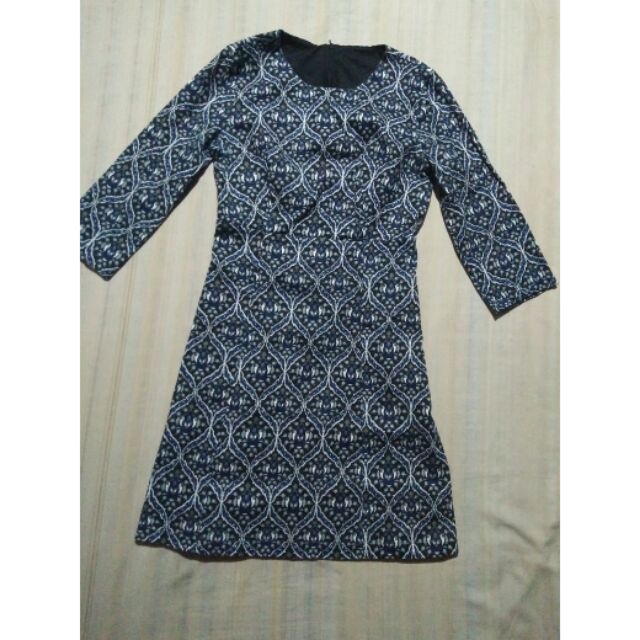 D11. Đầm vải chất dầy đẹp size M. Hàng thùng
