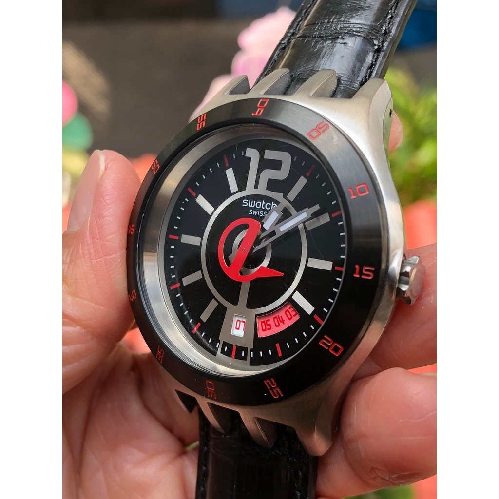 Thanh lý đồng hồ nam hiệu Swatch Thụy Sĩ, dây da thật, hàng đã qua sử dụng