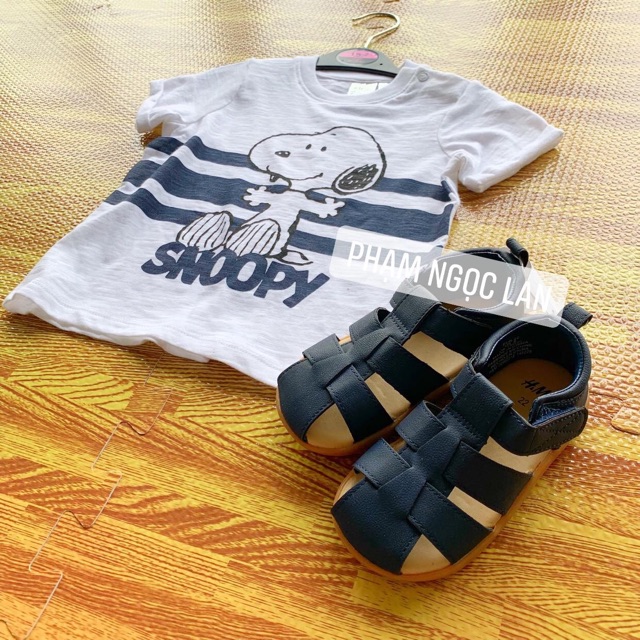 Áo snoopy hm