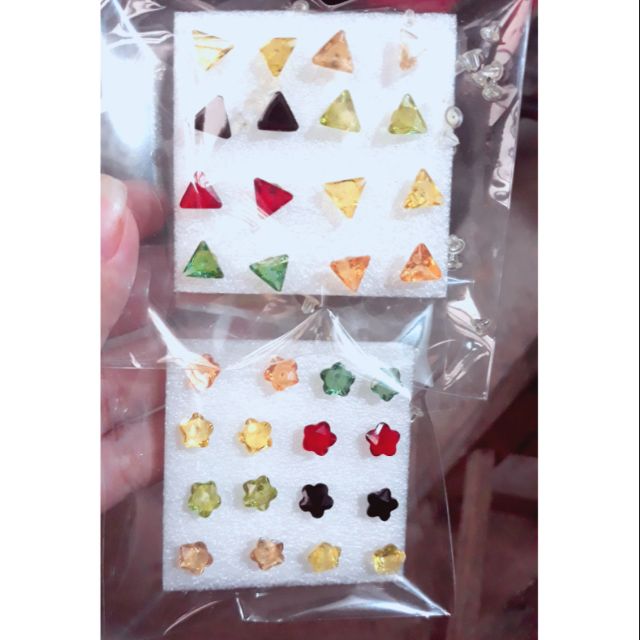 Sỉ 1 Túi (8 đôi) bông tai nhựa đính đá