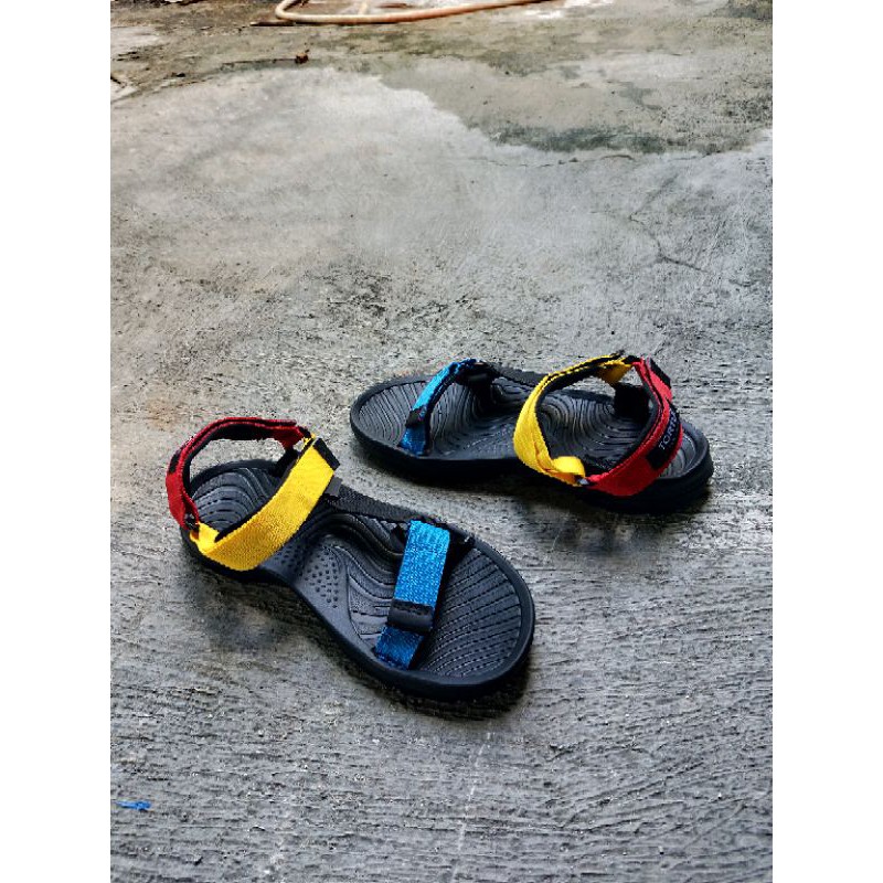 Giày Sandal Leo Núi Thời Trang Dạo Phố Năng Động No 43