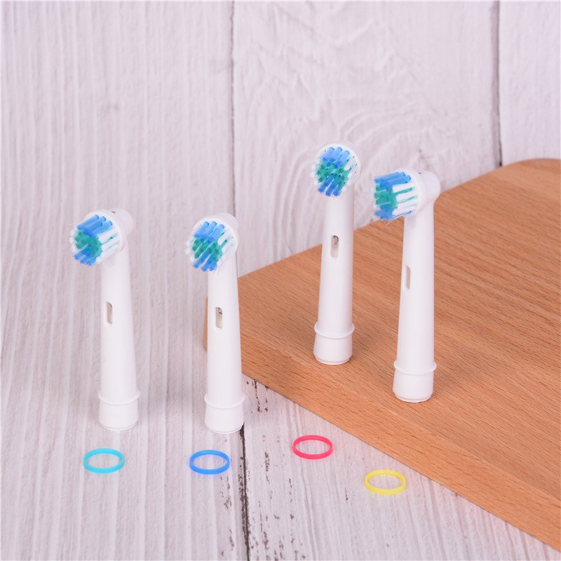ORAL B (Hàng Mới Về) Set 4 Đầu Bàn Chải Đánh Răng Điện Mềm Thay Thế Cho Oral B Sb-17A