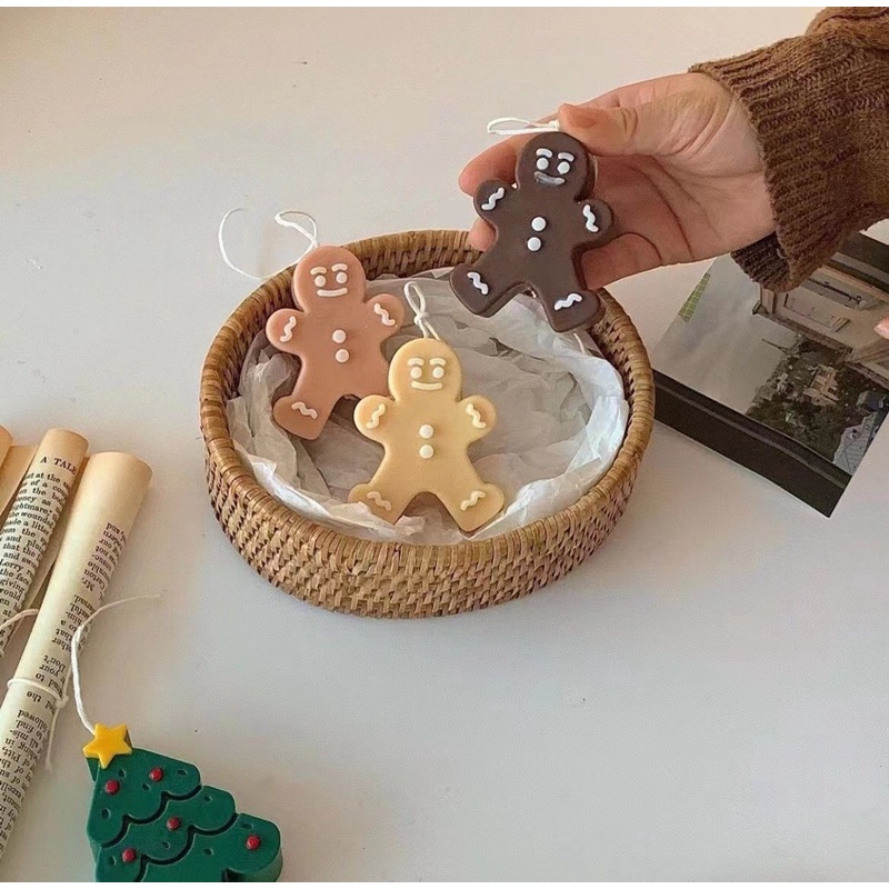 Nến Giáng Sinh cây thông, ông già Noel, bánh gừng