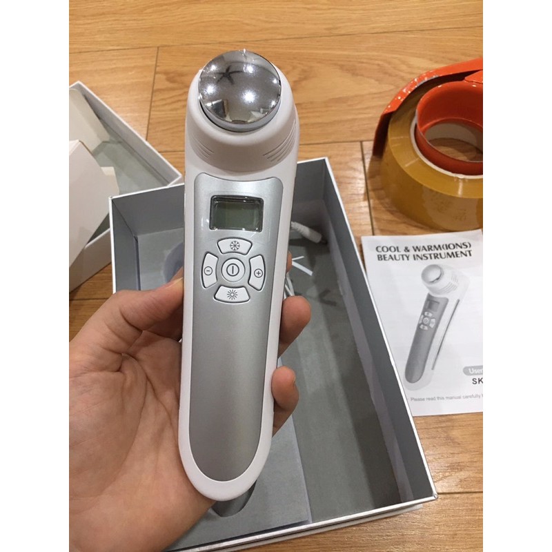 Máy chăm sóc da chạy tinh chất điện di nóng,lạnh,ion 3 trong 1