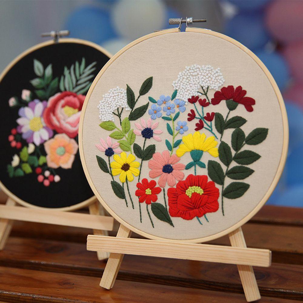 Bộ Dụng Cụ Thêu Tranh Bằng Gỗ Nhiều Màu Sắc Kèm Vòng Chuyên Dùng