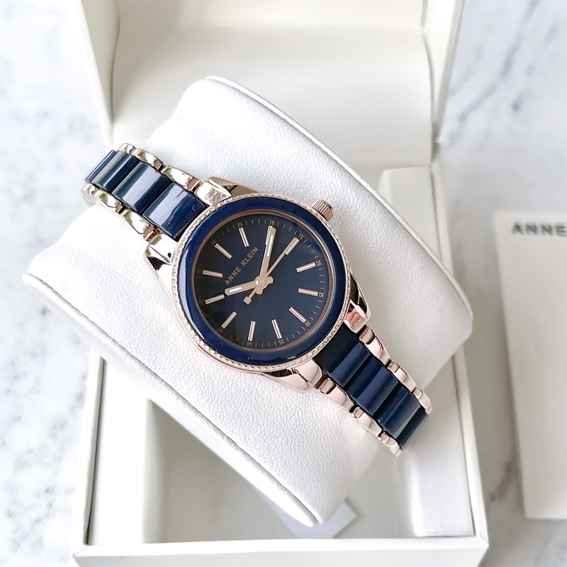 Đồng hồ nữ thương hiệu ANNE KLEIN dây demi tone rose gold và xanh navy model AK/3212NVRG