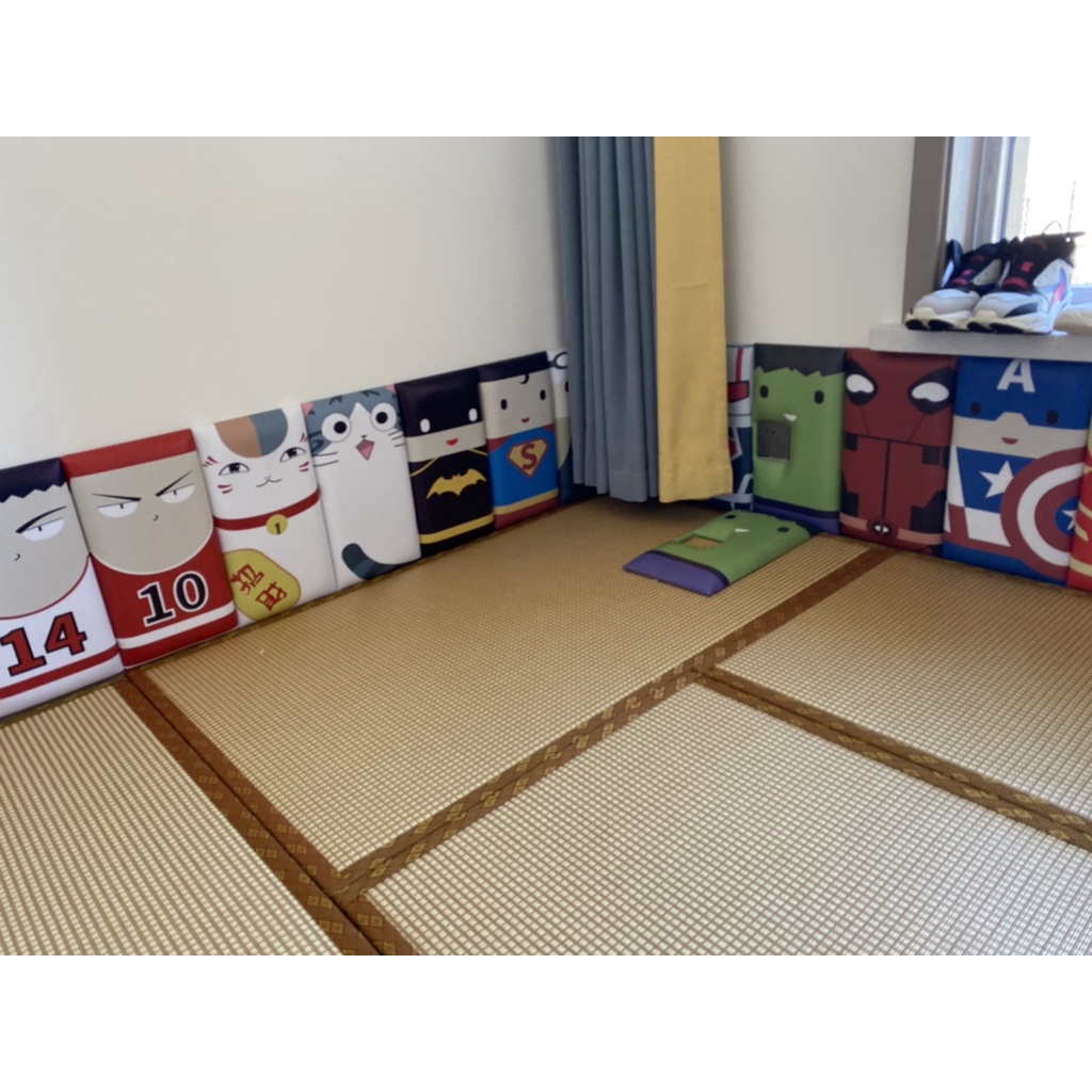 Miếng xốp nệm da dán tường hình siêu nhân dày 3cm trang trí phòng ngủ đầu giường chống va đập an toàn cho bé