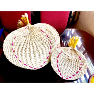 Quạt nan lá đan thủ công