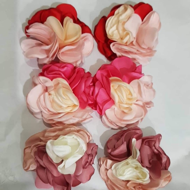 Hoa rời có 3 màu (8k hoa)
