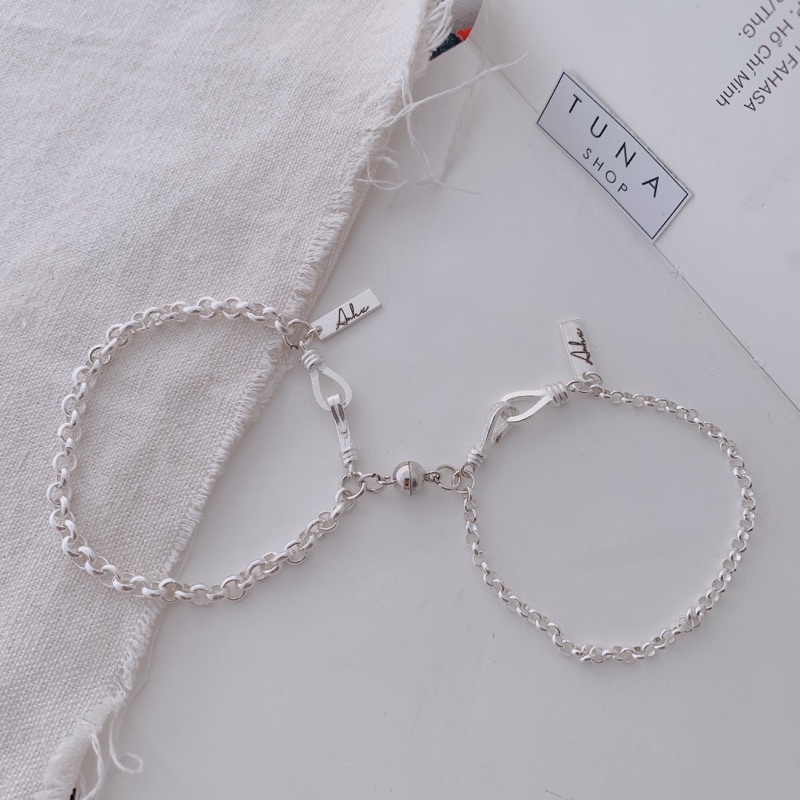 Vòng tay đôi THIẾT KẾ [𝑲𝒉𝒂̆́𝒄 𝒕𝒉𝒆𝒐 𝒚𝒆̂𝒖 𝒄𝒂̂̀𝒖] Lắc đôi Bạc _ 𝑨̉𝒏𝒉 𝒕𝒉𝒂̣̂𝒕 __ Cam kết chuẩn Bạc_TUNASHOP