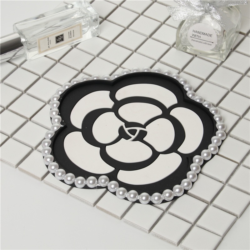 Miếng Lót Điện Thoại Chống Trượt Hình Hoa Đính Ngọc Trai Sáng Tạo Cho Xe Hơi