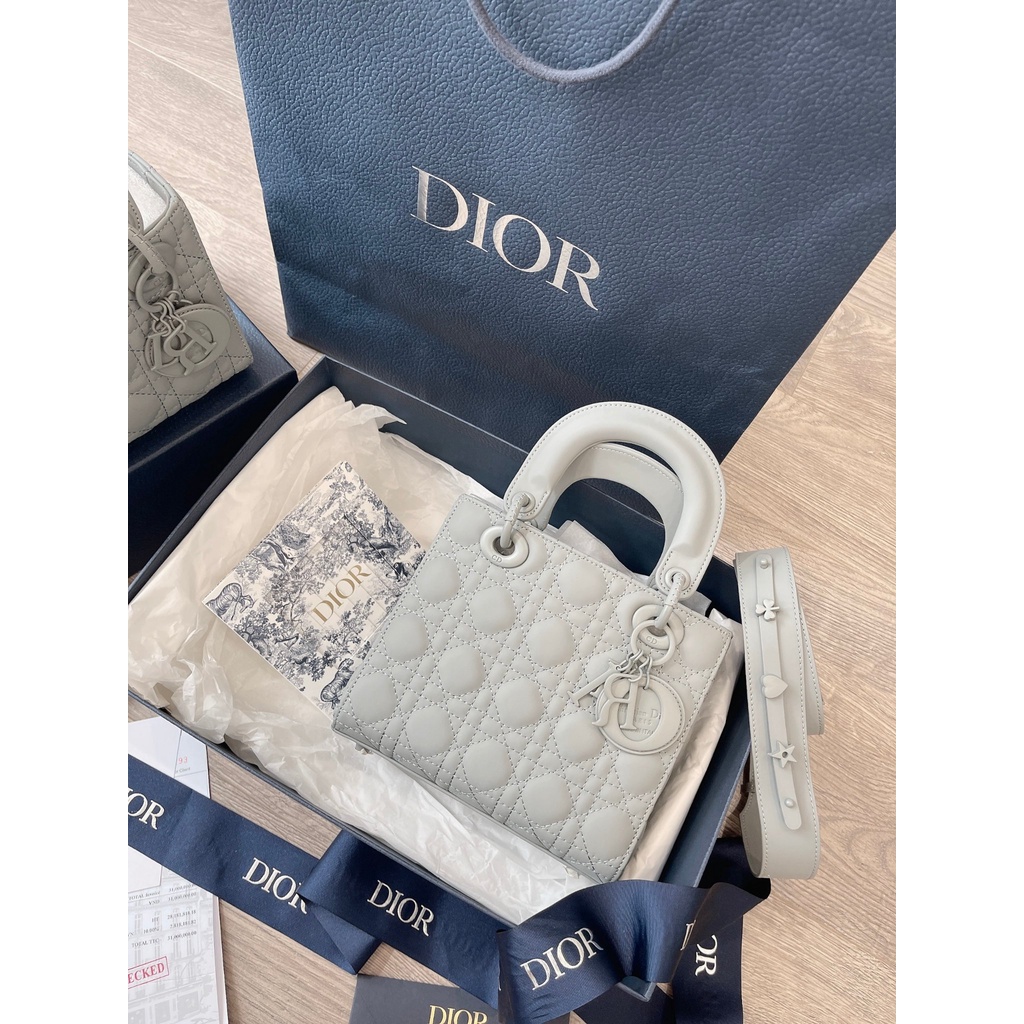 Túi Xách Di.or Lady Ultra Matte Màu Sắc: Ghi, Size: 17 và 20cm